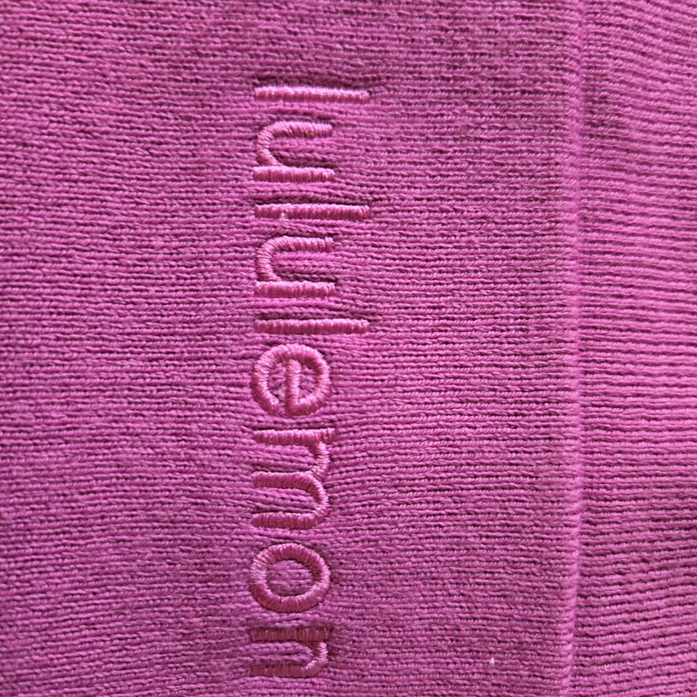 Magenta Lululemon toque beanie